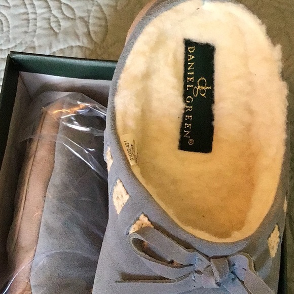 New ladies suede slippers 6 - Picture 2 of 3